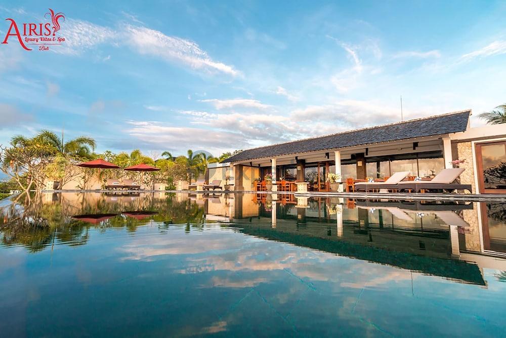 Airis Luxury Villas & Spa Ungasan Buitenkant foto